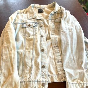 Original Use (Target) distressed denim jean jacket. Men’s XXL